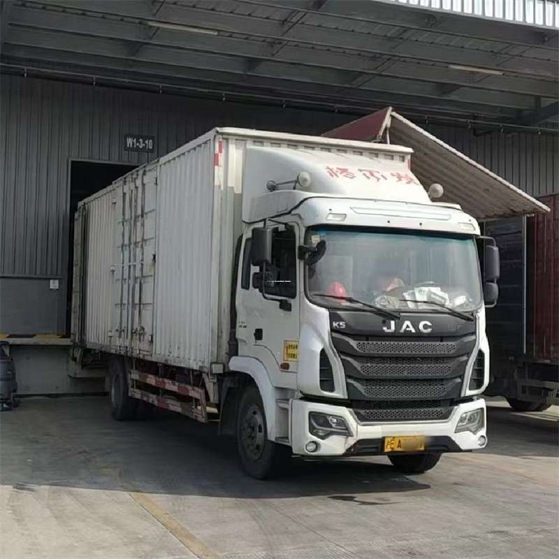 内蒙古乌兰察布察哈尔右翼后旗到启东物流公司一站式货运服务，满足您的各种需求