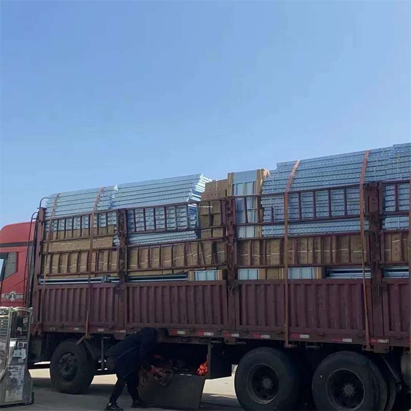 内蒙古乌兰察布察哈尔右翼后旗到新疆阿勒泰富蕴县物流公司，一站式服务